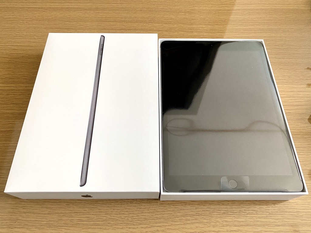10.2インチiPad（第7世代・無印）を購入！iPad Pro11ユーザーが使用感 
