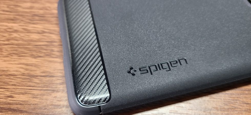 SpigenS20Ultraケース