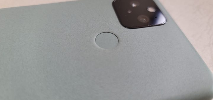 Pixel 5本体背面2