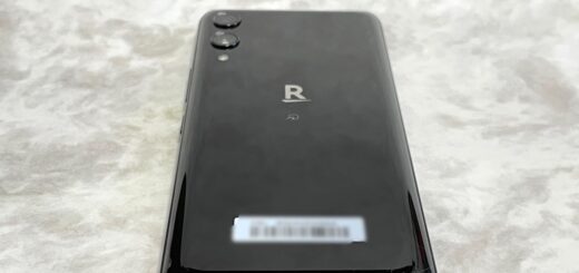 Rakuten Hand背面