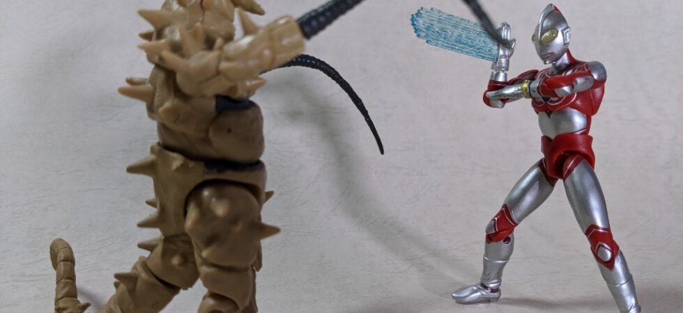 グドンとウルトラマン