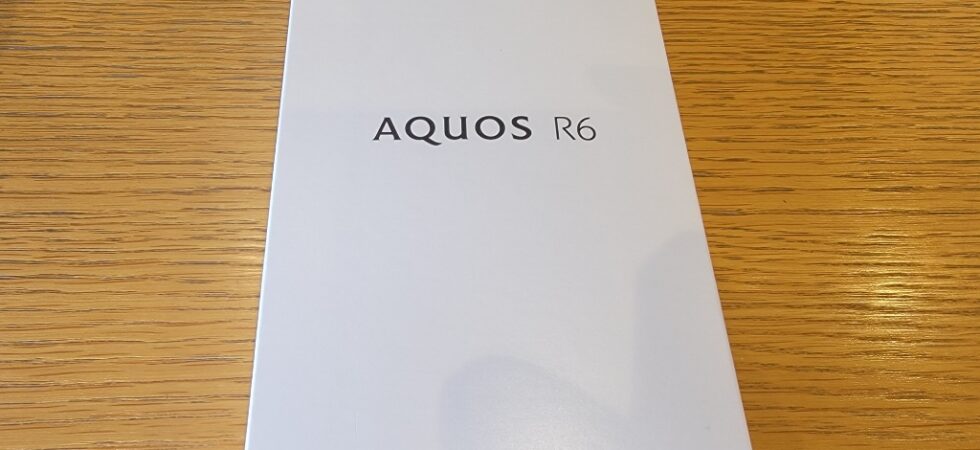 AQUOS R6外箱
