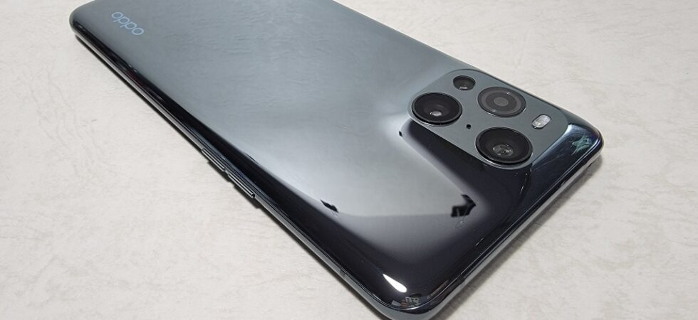 OPPO Find X3 Pro背面2