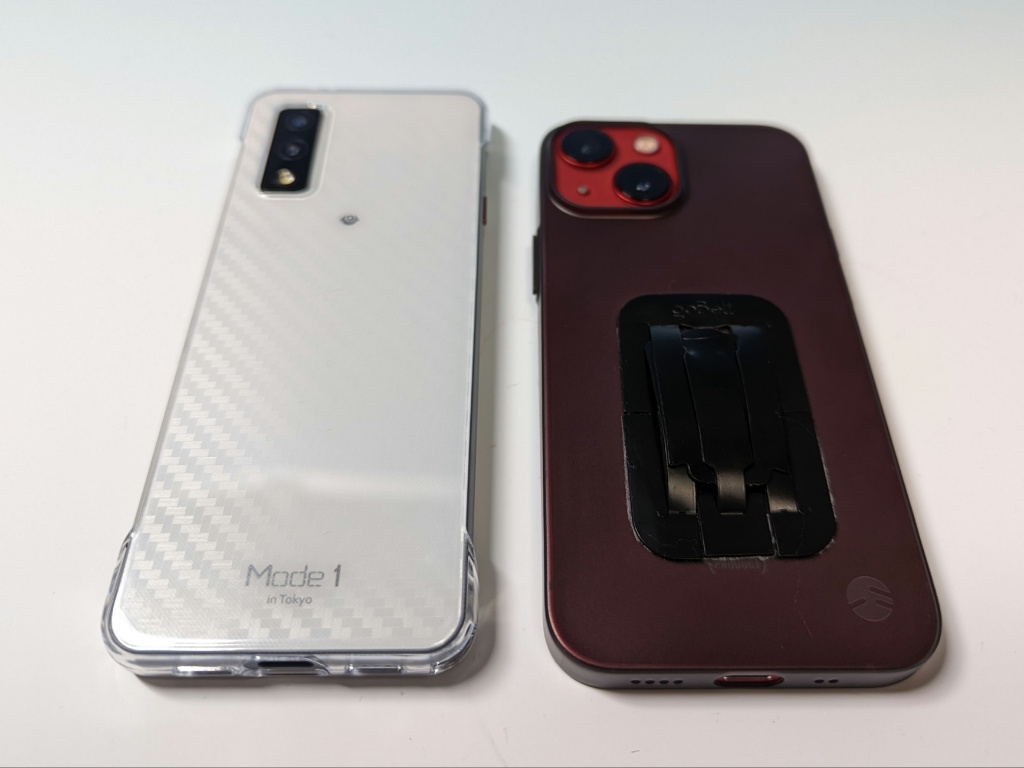 Mode1 GripとiPhone 13 mini比較2