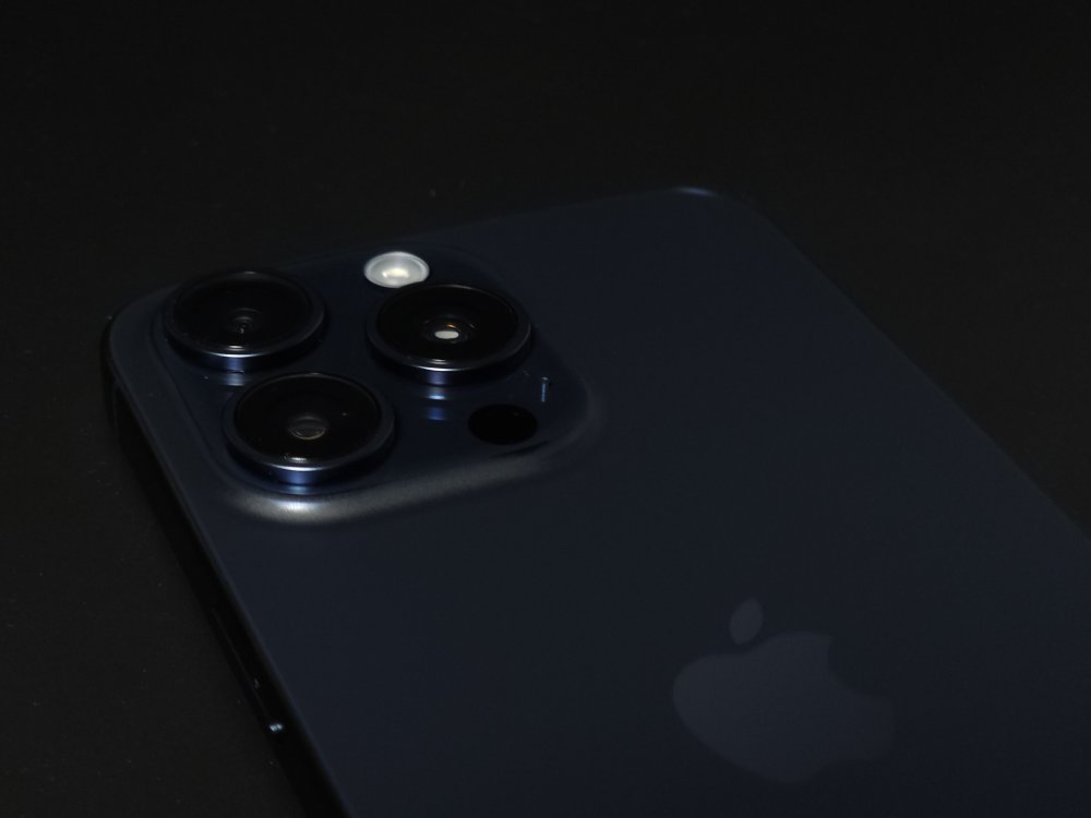 iPhone 15 Pro Maxカメラ