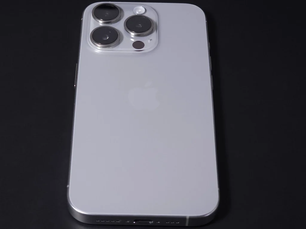 iPhone 背面15 Pro