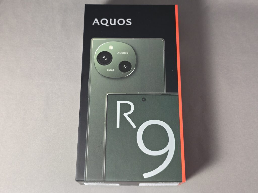 AQUOS R9外箱