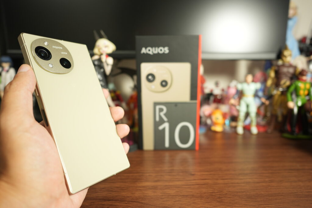 AQUOS R10外箱