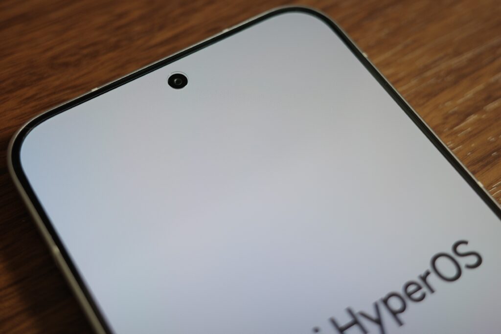 POCO F7のインカメラ