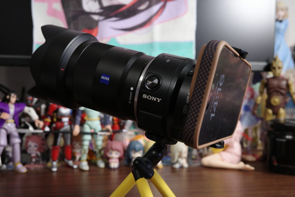 QX1にレンズ装着