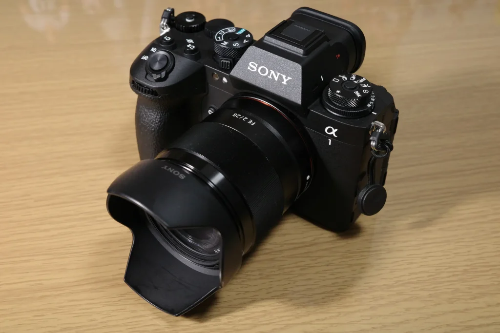 α1 IIとSEL28F20