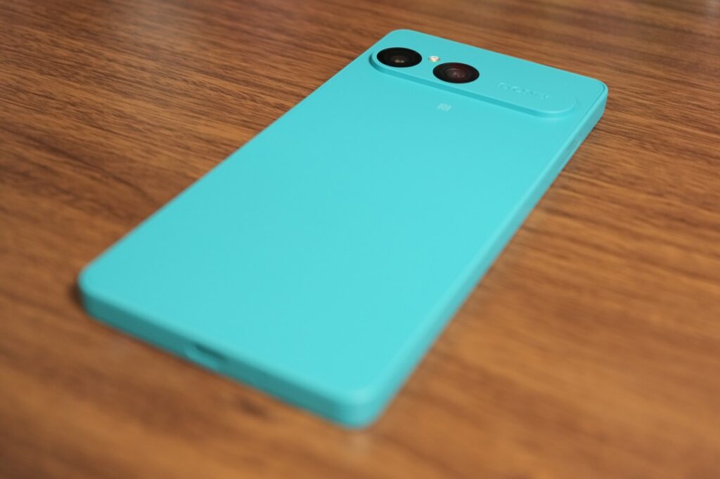 Xperia 10 VIIの本体