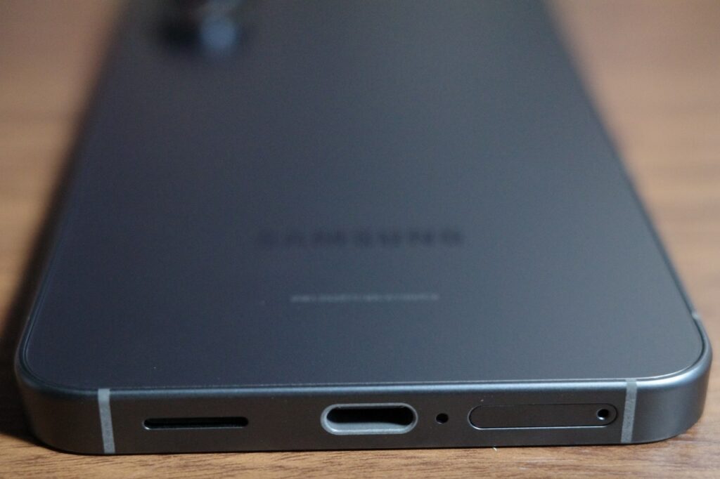 Galaxy S25のUSB-C端子