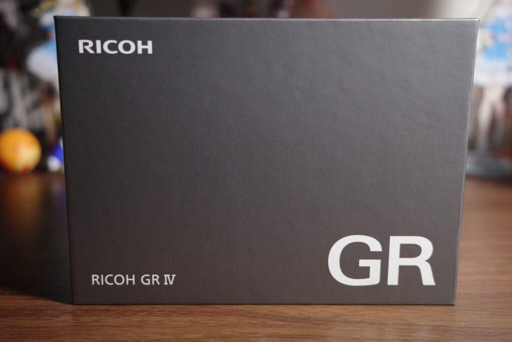 GR IV外箱
