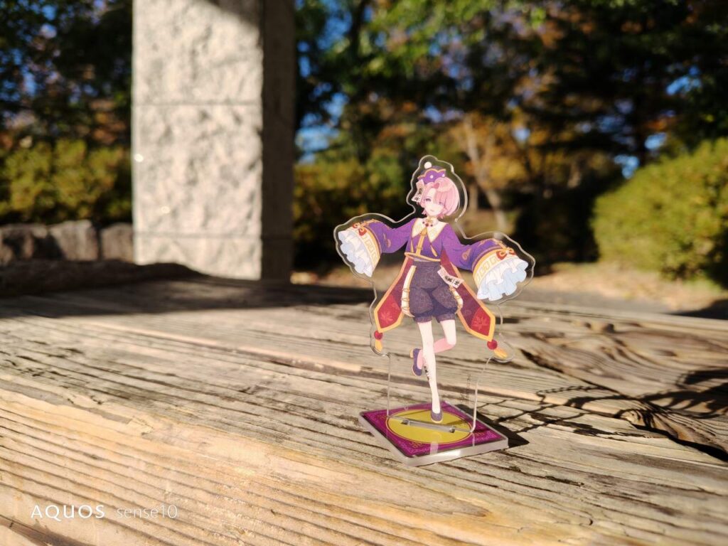 AQUOS sense10の作例アクスタ