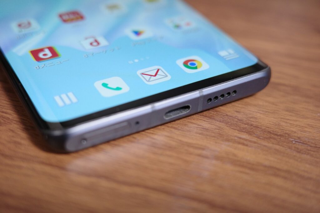 P30 ProのUSB-C端子