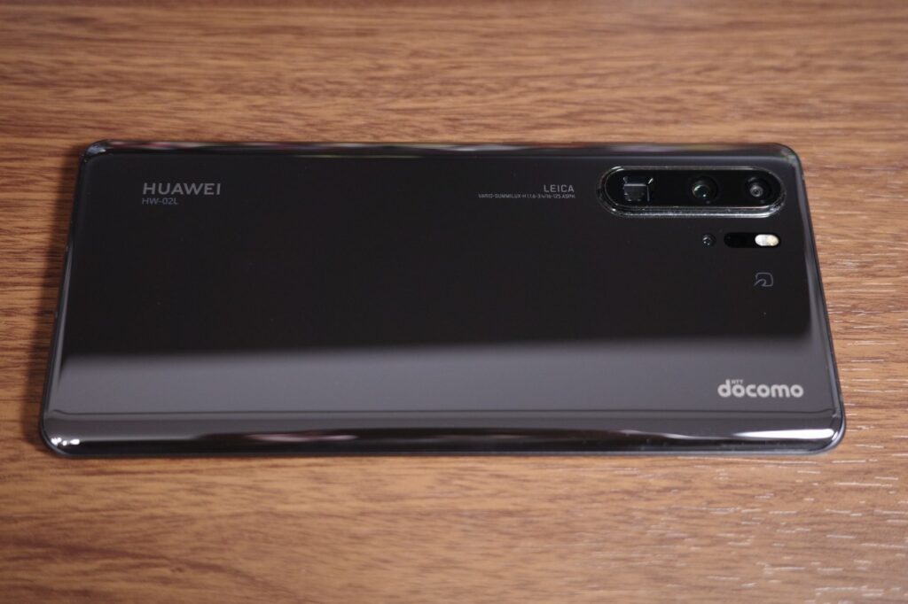 P30 Proの背面