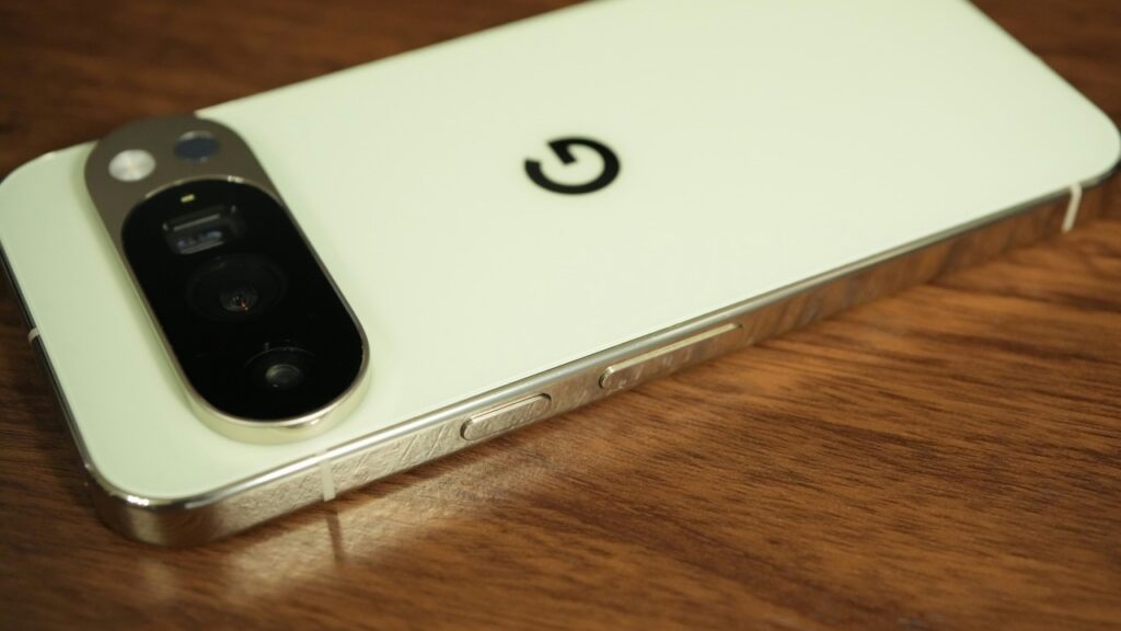 Pixel 10 Proのボタン