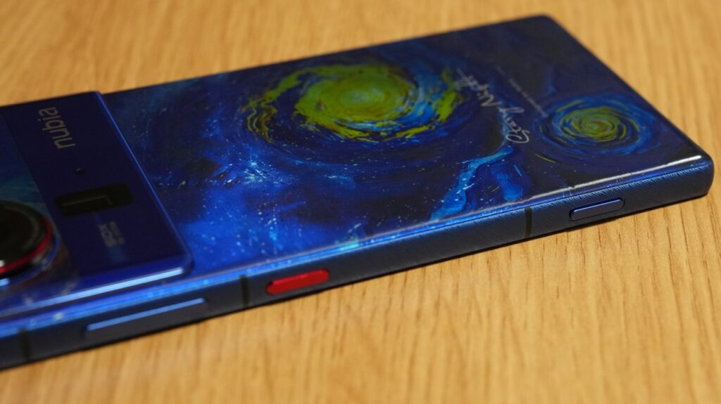 nubia Z80 Ultra右側面