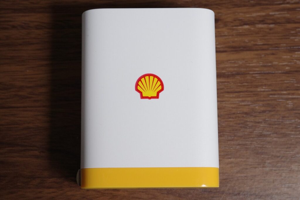 Shell 巻き取り式 充電器 65W 3ポート 伸縮85㎝ケーブル内蔵