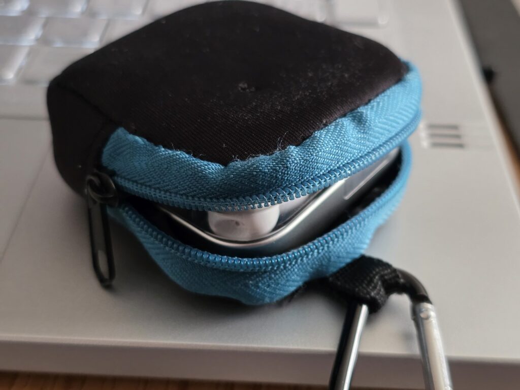 ダイソーのケース