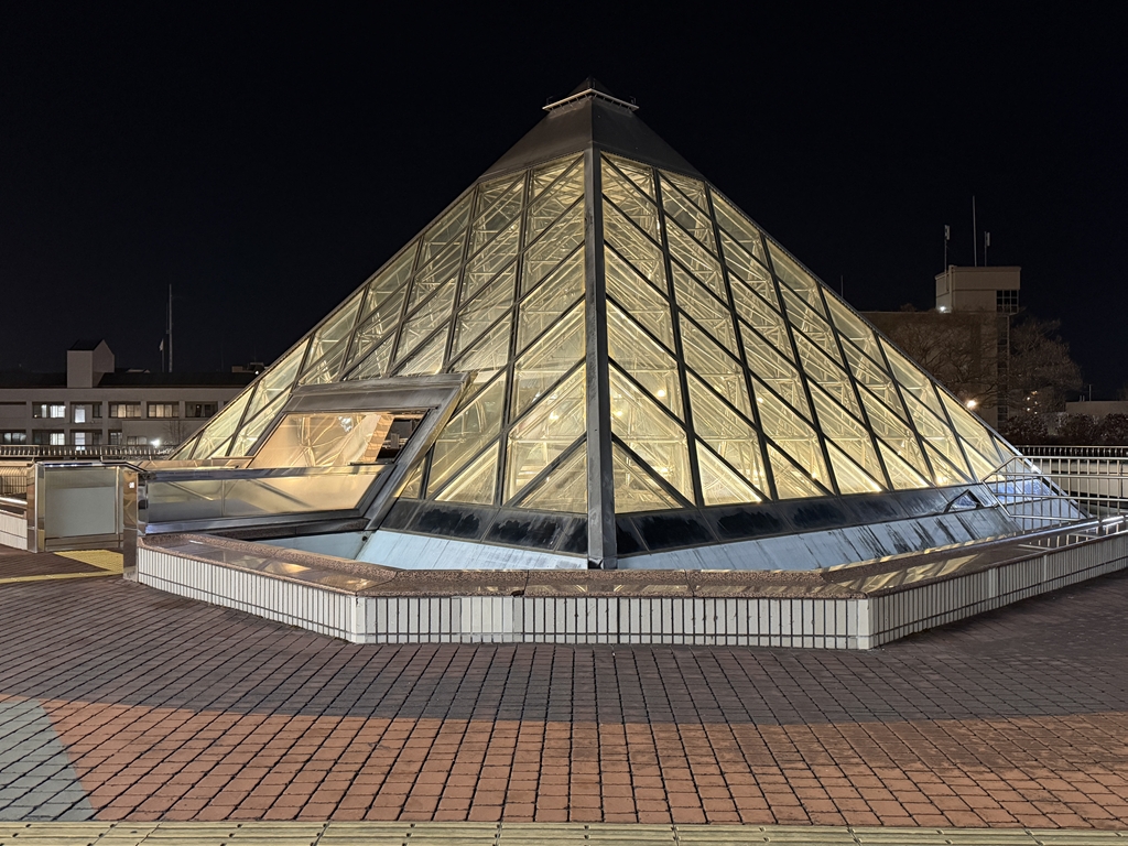 iPhoneピラミッド