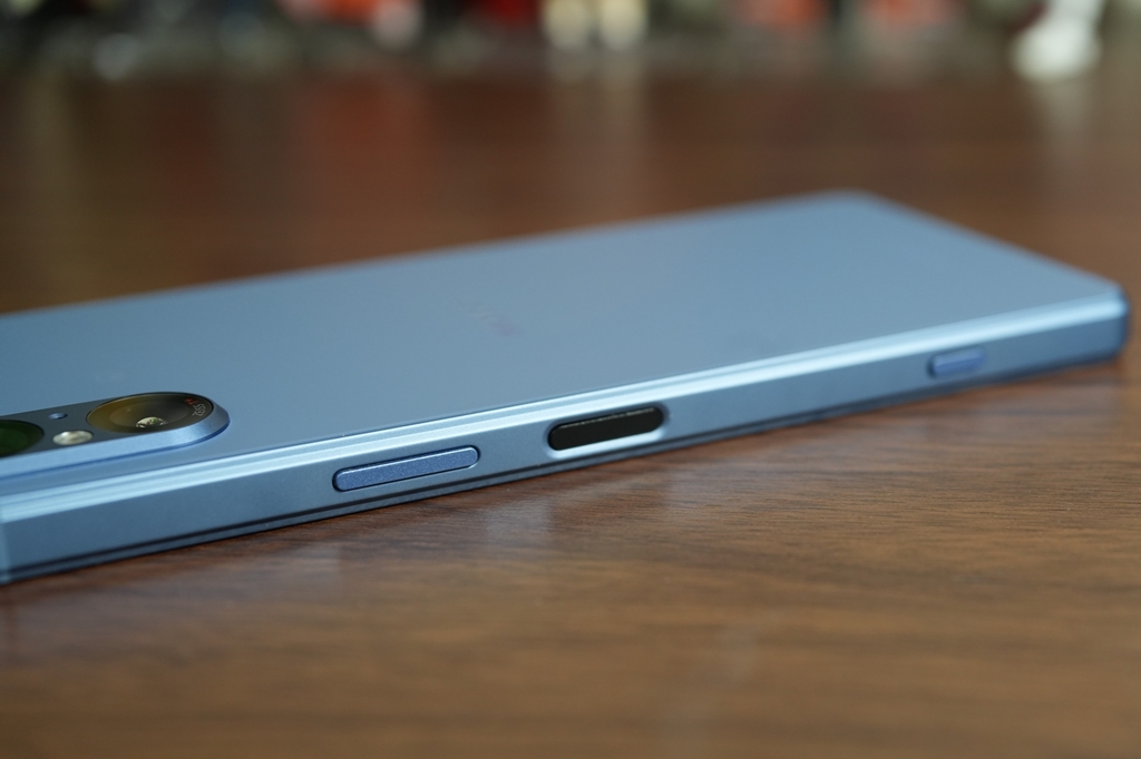 Xperia 5 Vのフレーム