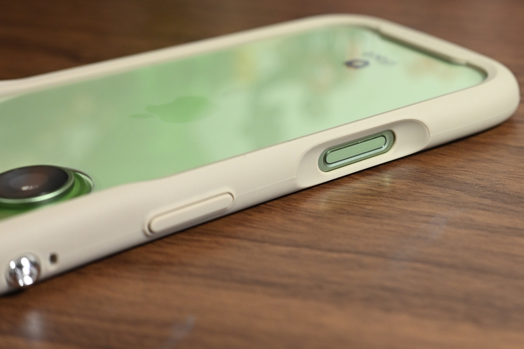 iFace Reflectionのフレーム