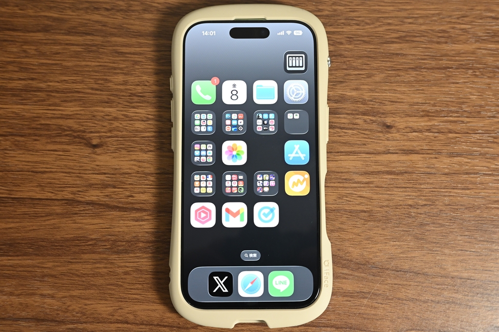 iFace Reflectionの画面皮