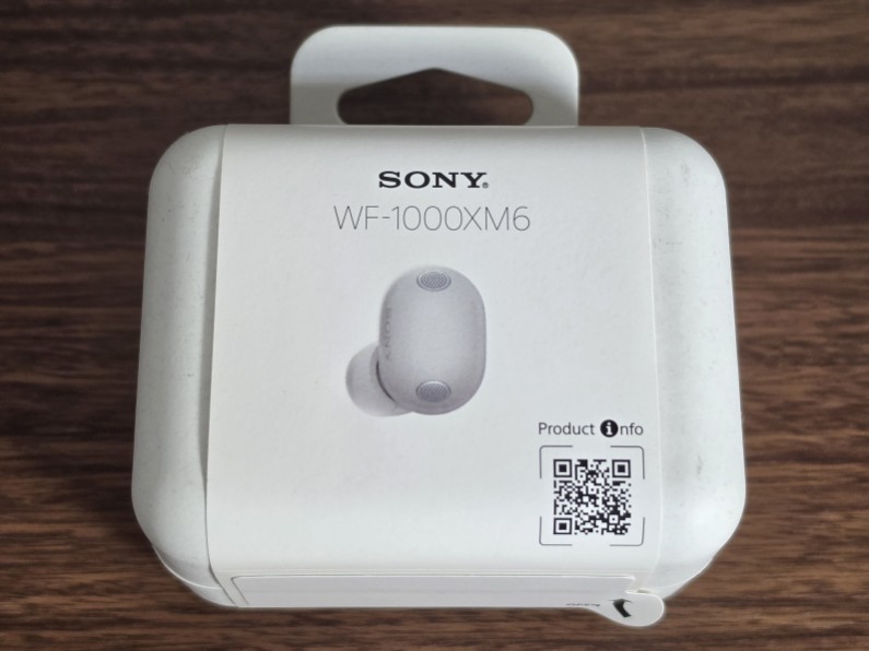 WF-1000XM6の外箱