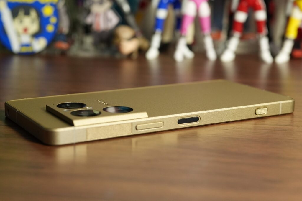 Xperia 1 VIIIのボタン