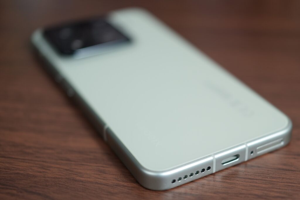 Xiaomi 15の端子