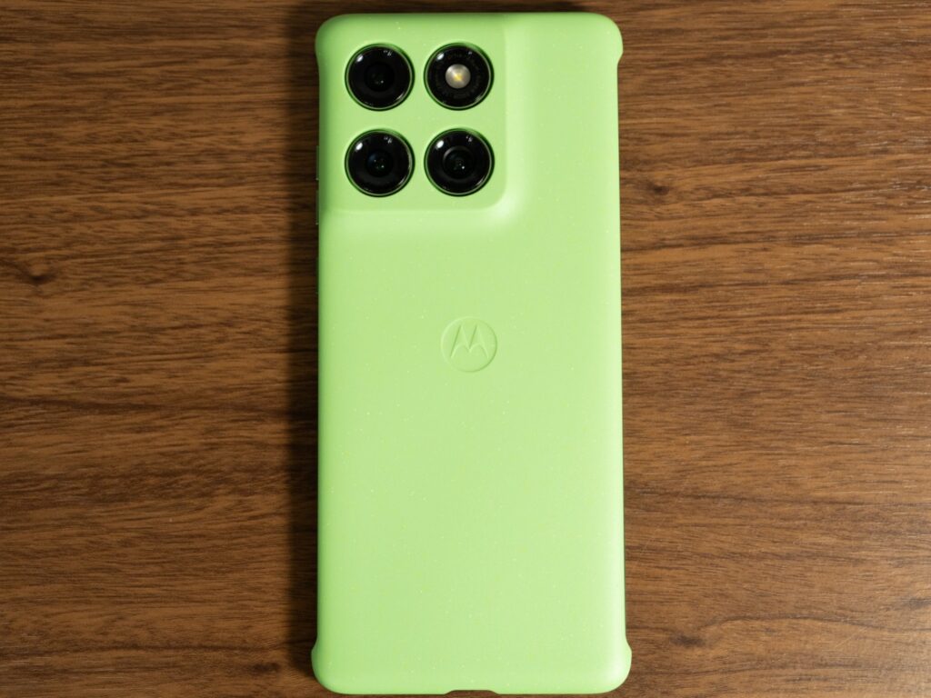 motorola edge 60の背面