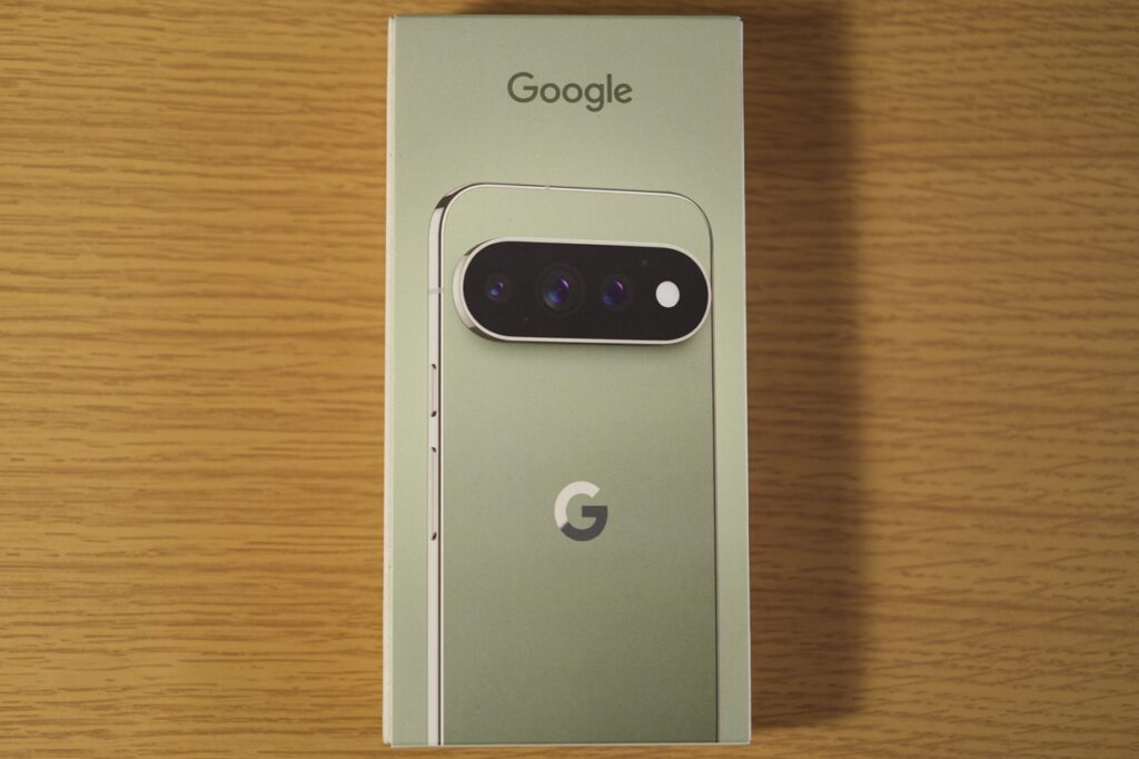 Pixel 11 Pro外箱